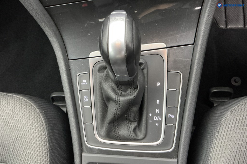 Volkswagen Golf SE Automatic Diesel Hatchback - Stock Number (1616112) - 21st supplementary image