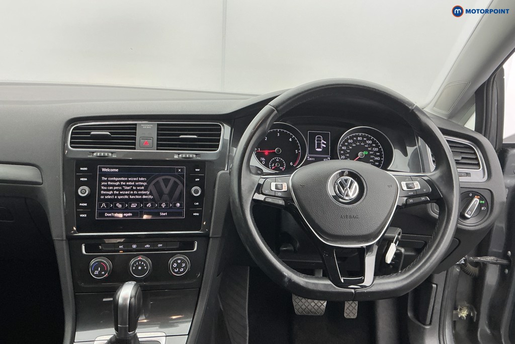 Volkswagen Golf SE Automatic Diesel Hatchback - Stock Number (1616112) - 1st supplementary image