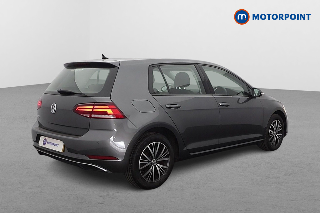 Volkswagen Golf SE Automatic Diesel Hatchback - Stock Number (1616112) - Drivers side rear corner