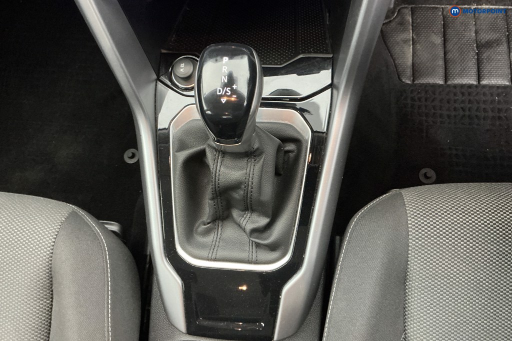 Volkswagen T-Roc Life Automatic Petrol SUV - Stock Number (1616118) - 18th supplementary image