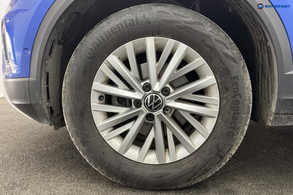 Volkswagen T-Roc Life Automatic Petrol SUV - Stock Number (1616118) - 32nd supplementary image