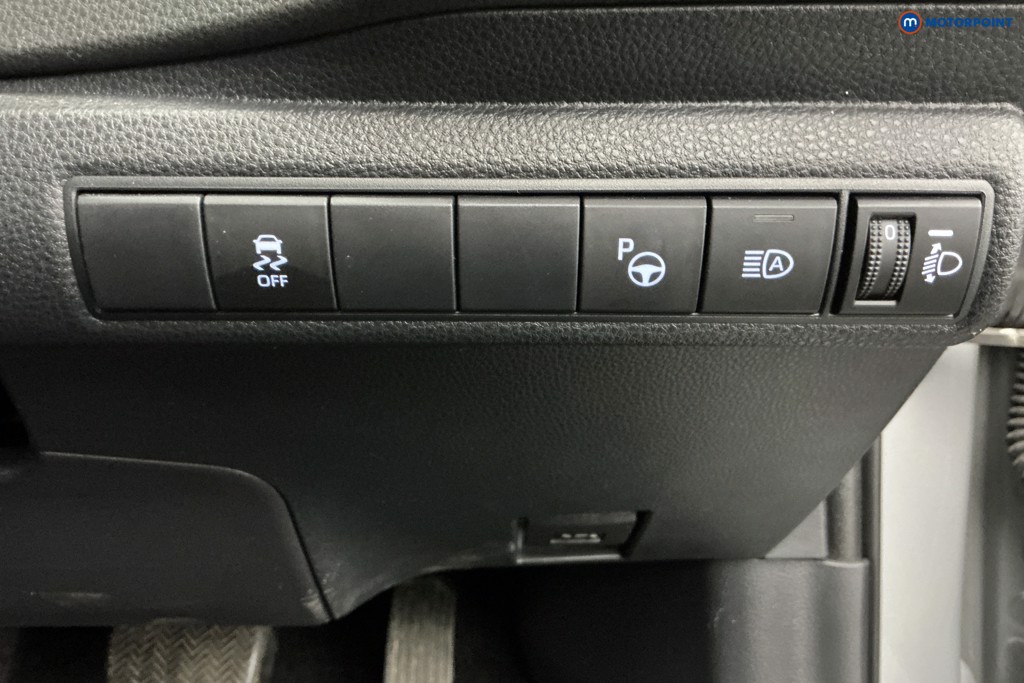 Toyota Corolla Gr Sport Automatic Petrol-Electric Hybrid Hatchback - Stock Number (1616154) - 25th supplementary image