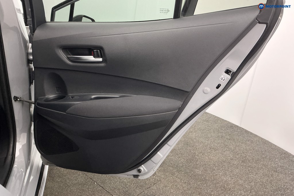 Toyota Corolla Gr Sport Automatic Petrol-Electric Hybrid Hatchback - Stock Number (1616154) - 28th supplementary image