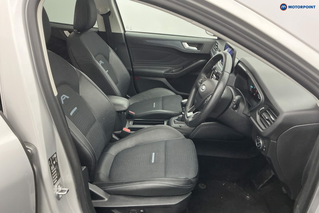 Ford Focus Active X Manual Petrol Hatchback - Stock Number (1616218) - 7th supplementary image