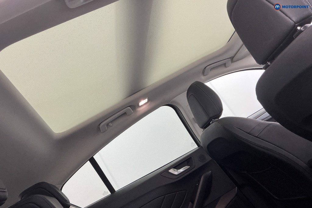 Ford Focus Active X Manual Petrol Hatchback - Stock Number (1616218) - 16th supplementary image