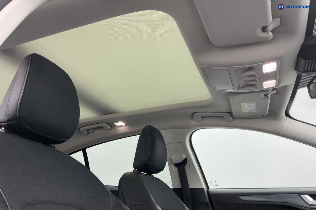 Ford Focus Active X Manual Petrol Hatchback - Stock Number (1616218) - 17th supplementary image