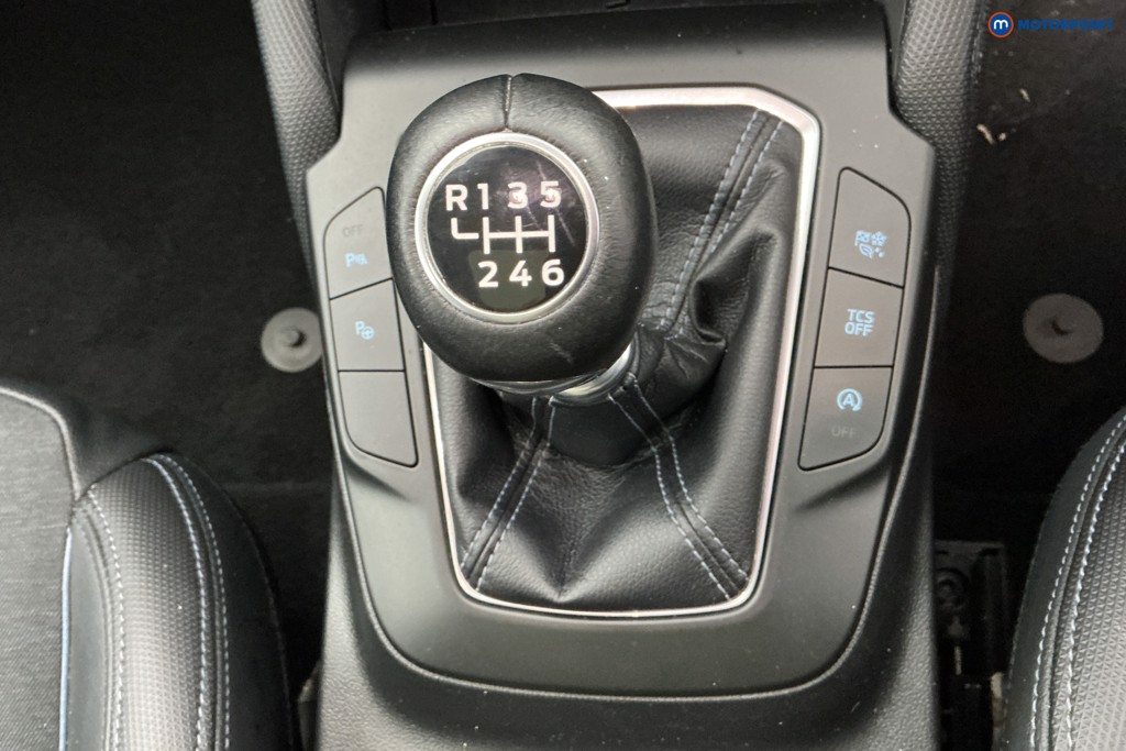 Ford Focus Active X Manual Petrol Hatchback - Stock Number (1616218) - 20th supplementary image