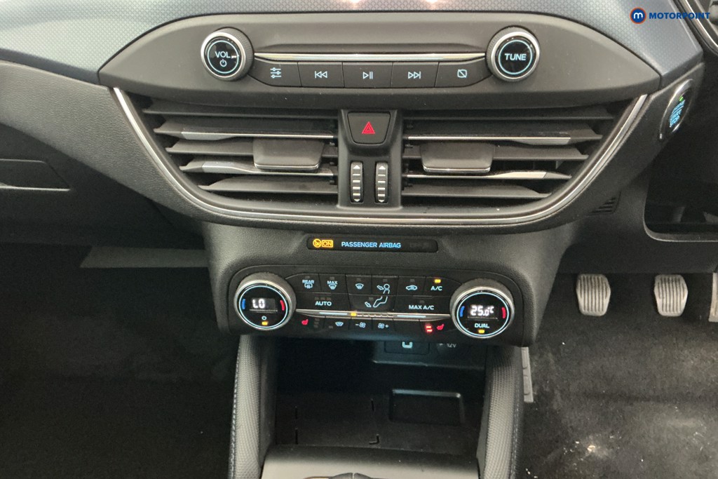 Ford Focus Active X Manual Petrol Hatchback - Stock Number (1616218) - 22nd supplementary image