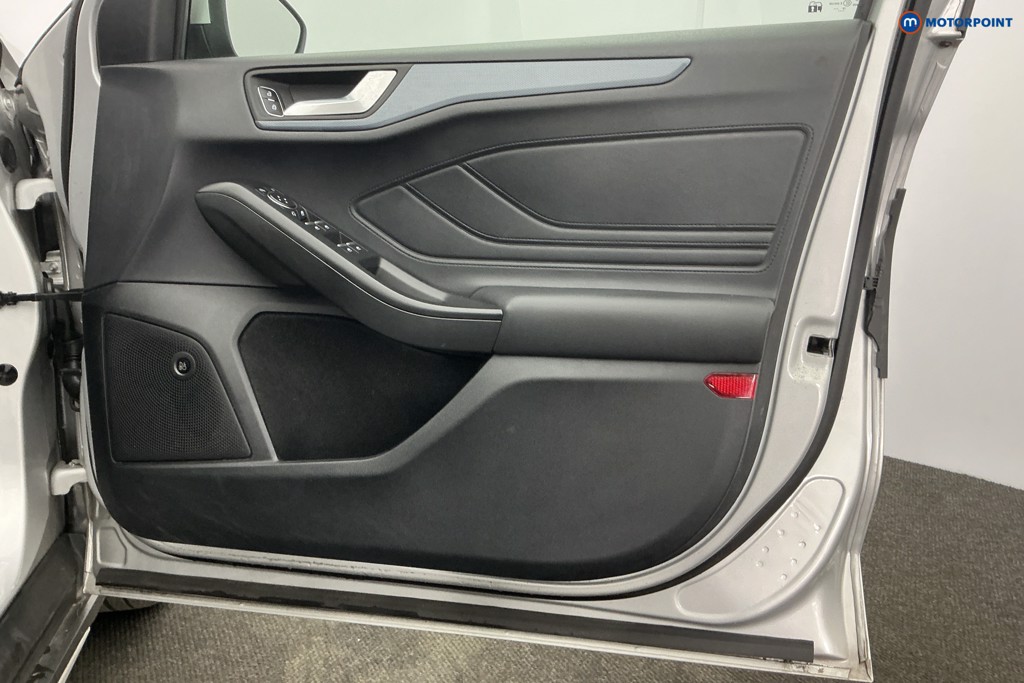 Ford Focus Active X Manual Petrol Hatchback - Stock Number (1616218) - 29th supplementary image