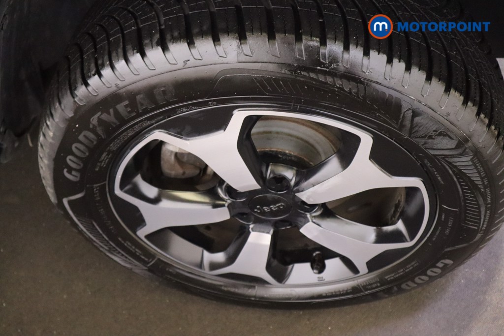 Jeep Renegade Trailhawk Automatic Petrol Plug-In Hybrid SUV - Stock Number (1616529) - 9th supplementary image