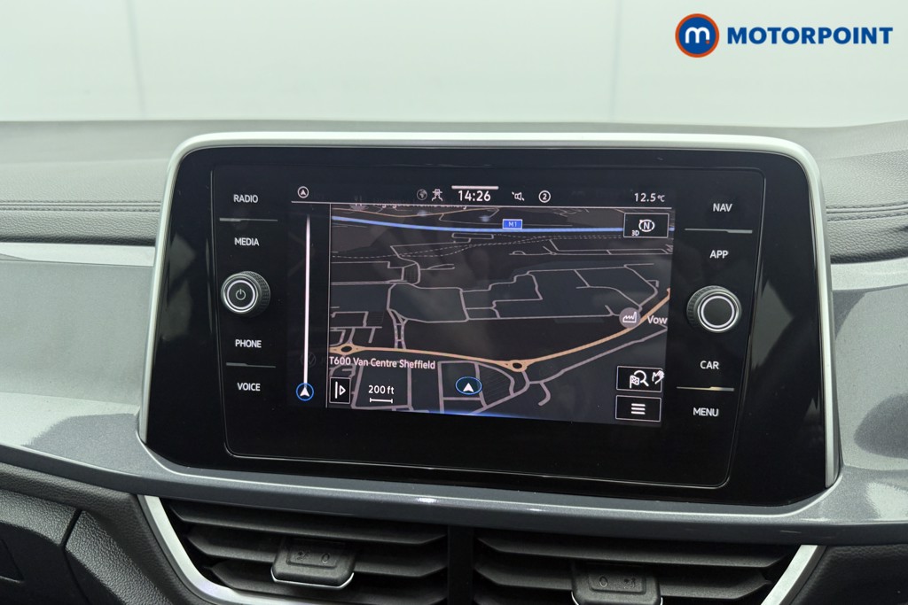Volkswagen T-Roc Style Manual Petrol SUV - Stock Number (1616533) - 2nd supplementary image