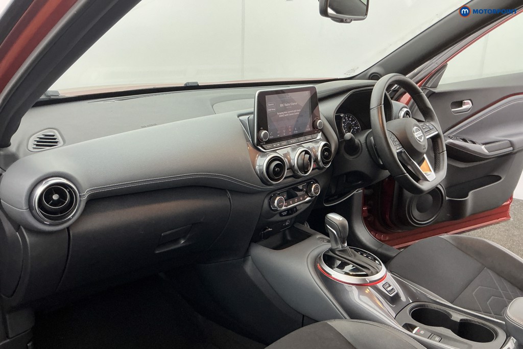 Nissan Juke Tekna Automatic Petrol SUV - Stock Number (1616576) - 11th supplementary image