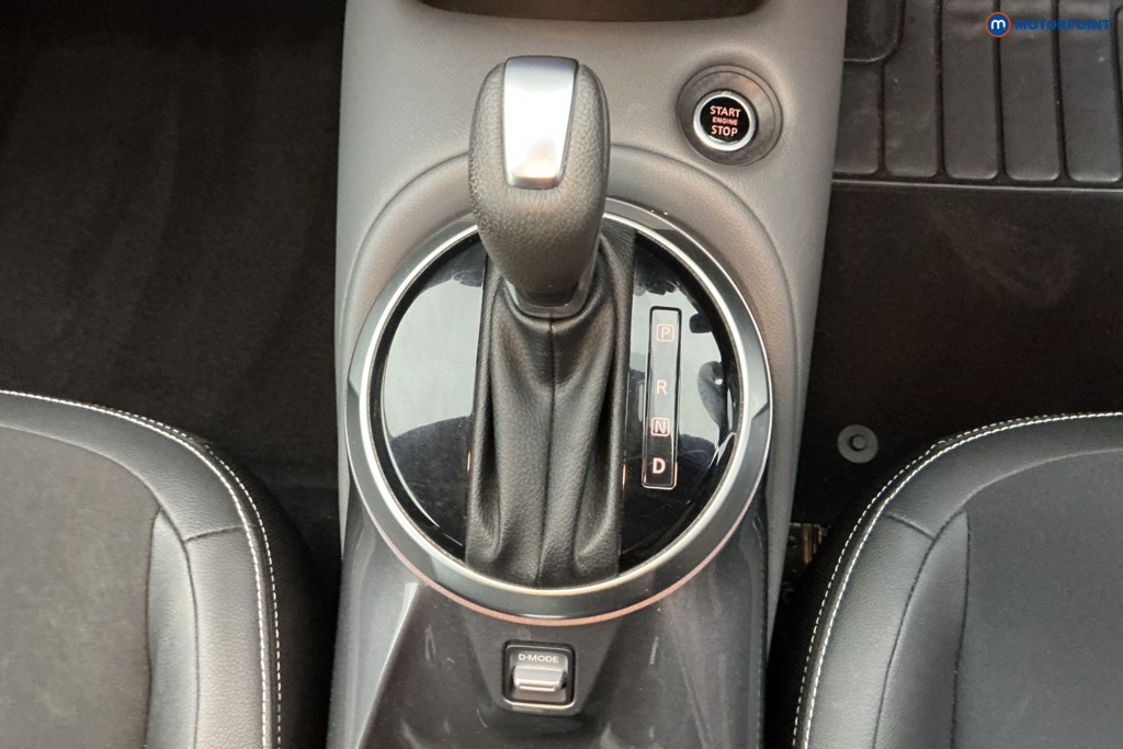 Nissan Juke Tekna Automatic Petrol SUV - Stock Number (1616576) - 19th supplementary image