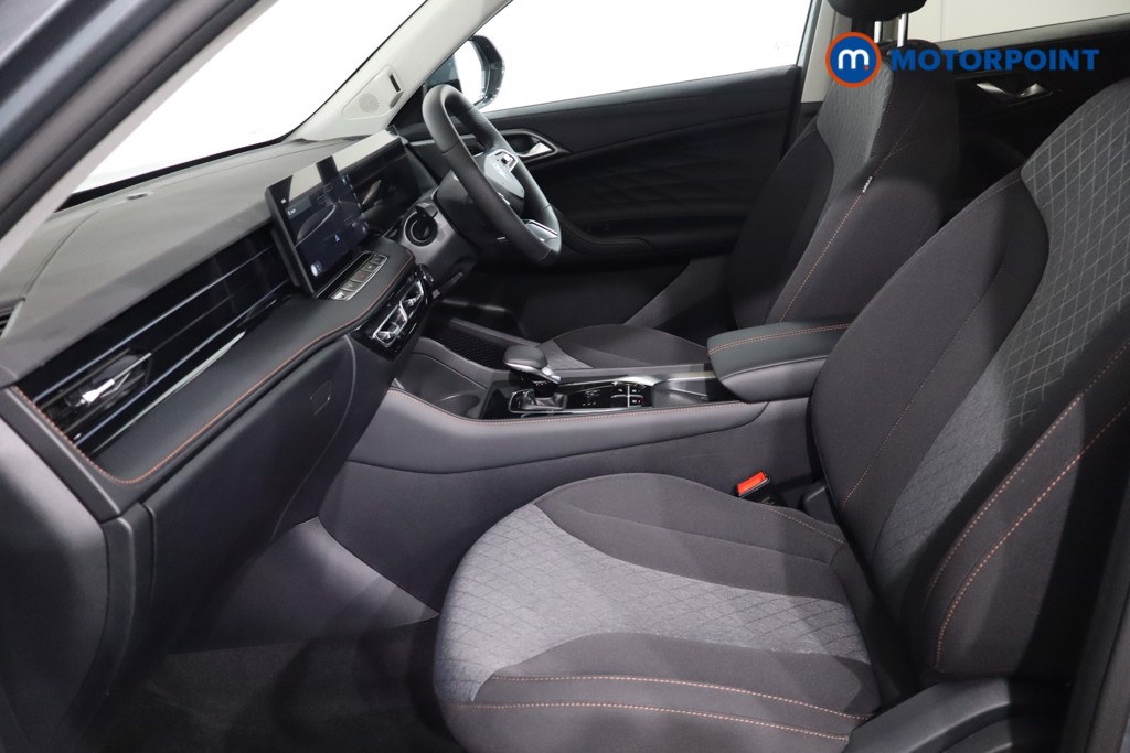 Mg Motor Uk HS SE Automatic Petrol-Electric Hybrid SUV - Stock Number (1616640) - 4th supplementary image