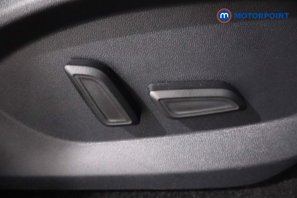 Mg Motor Uk HS SE Automatic Petrol-Electric Hybrid SUV - Stock Number (1616640) - 23rd supplementary image