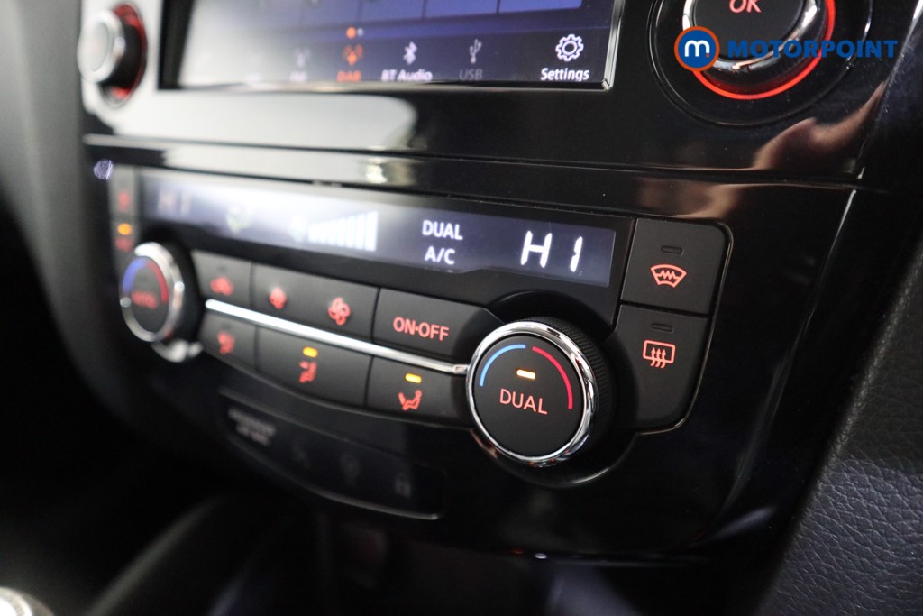 Nissan Qashqai Tekna Automatic Petrol SUV - Stock Number (1617954) - 8th supplementary image