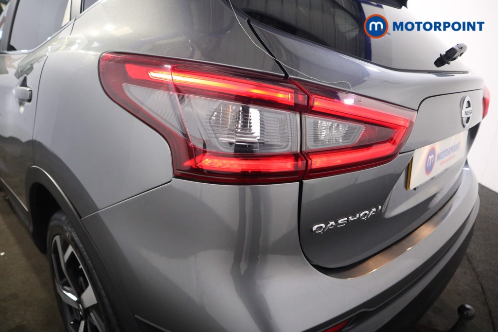 Nissan Qashqai Tekna Automatic Petrol SUV - Stock Number (1617954) - 32nd supplementary image