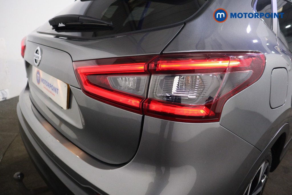 Nissan Qashqai Tekna Automatic Petrol SUV - Stock Number (1617954) - 33rd supplementary image