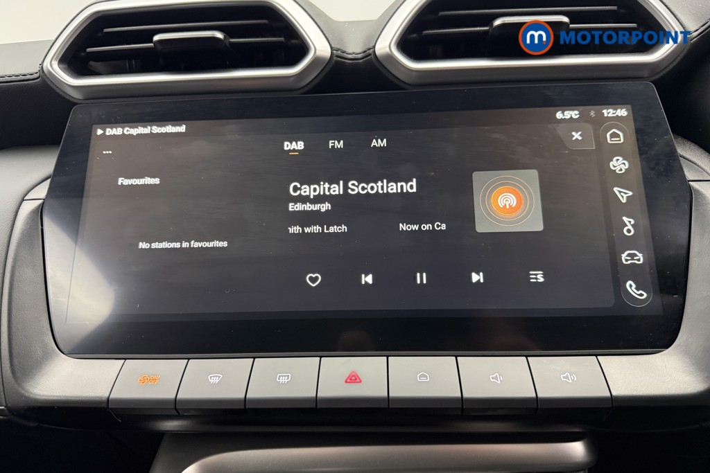 Mg Motor Uk ZS Trophy Automatic Petrol-Electric Hybrid SUV - Stock Number (1618263) - 14th supplementary image