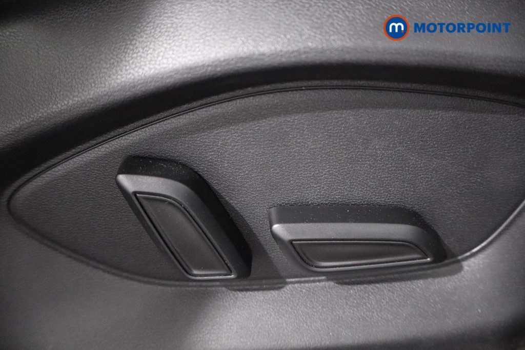 Mg Motor Uk ZS Trophy Automatic Petrol-Electric Hybrid SUV - Stock Number (1618519) - 23rd supplementary image