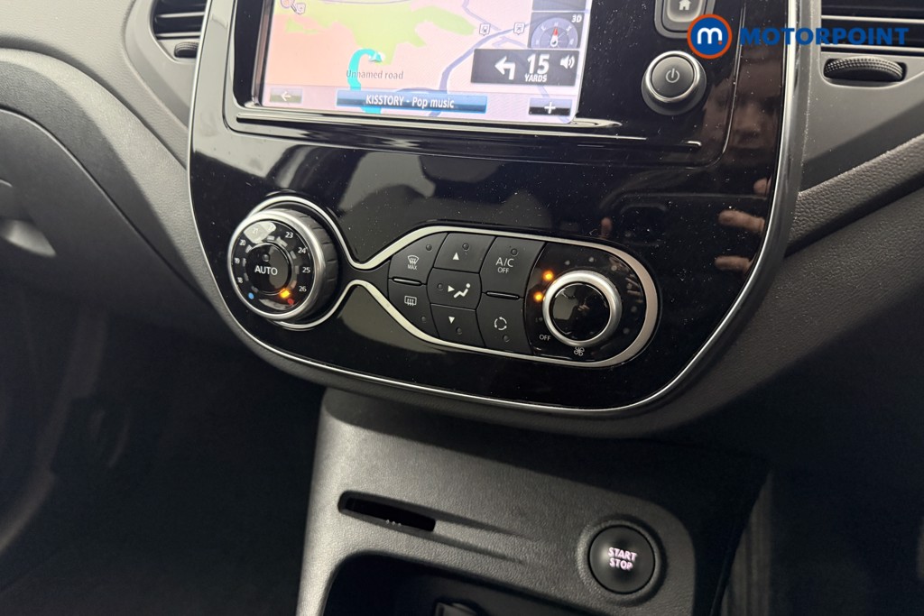 Renault Captur Iconic Automatic Petrol SUV - Stock Number (1619334) - 3rd supplementary image
