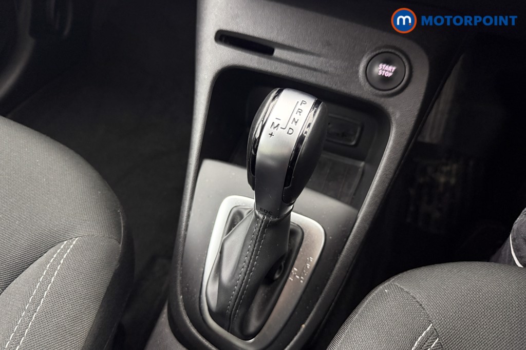 Renault Captur Iconic Automatic Petrol SUV - Stock Number (1619334) - 4th supplementary image