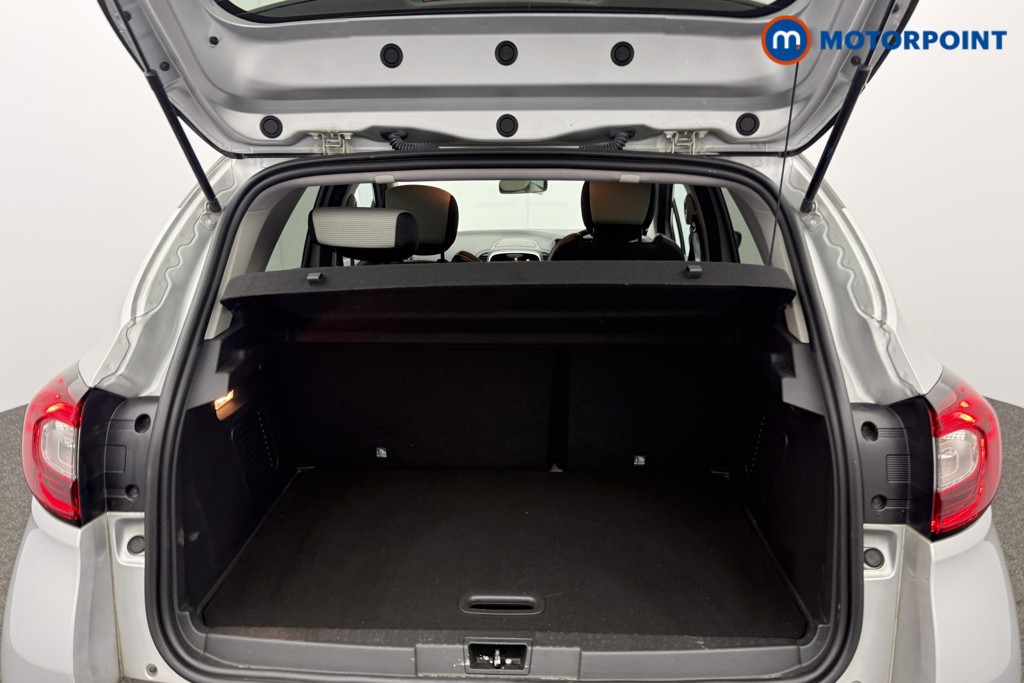 Renault Captur Iconic Automatic Petrol SUV - Stock Number (1619334) - 11th supplementary image