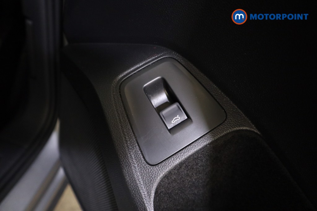 Volkswagen Tiguan Allspace Life Manual Petrol SUV - Stock Number (1619820) - 16th supplementary image