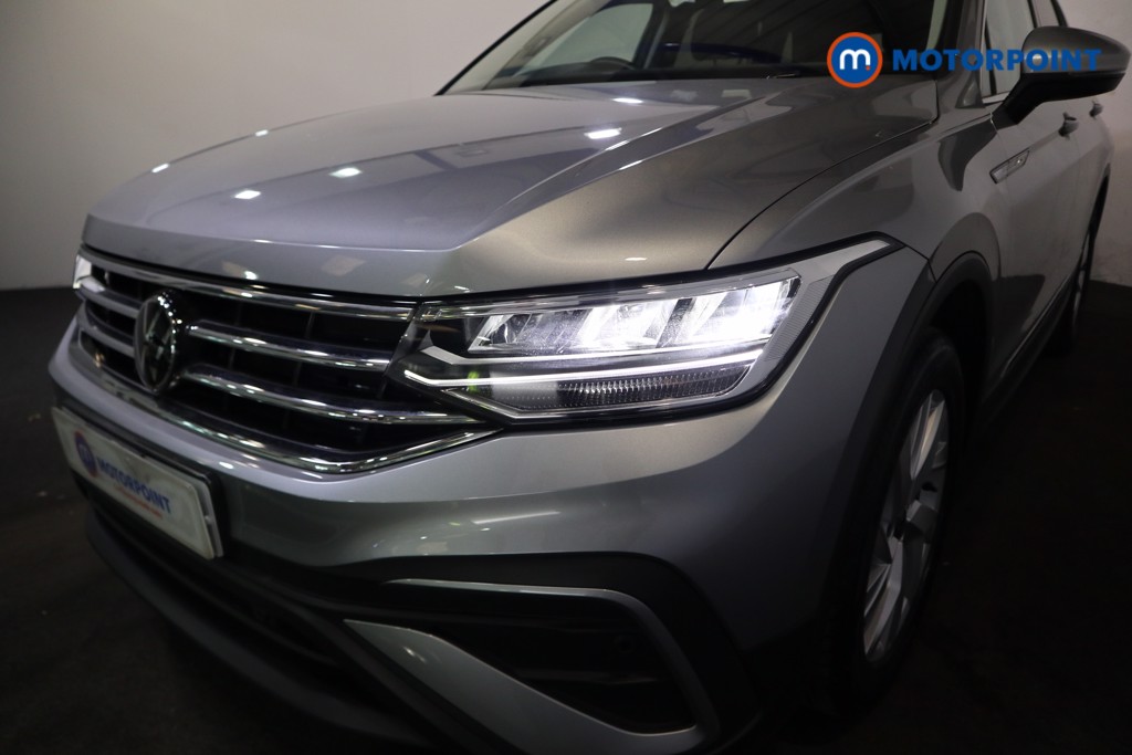 Volkswagen Tiguan Allspace Life Manual Petrol SUV - Stock Number (1619820) - 39th supplementary image