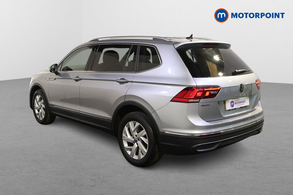 Volkswagen Tiguan Allspace Life Manual Petrol SUV - Stock Number (1619820) - Passenger side rear corner