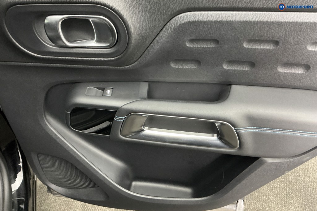 Citroen C5 Aircross Shine Manual Petrol SUV - Stock Number (1619875) - 33rd supplementary image