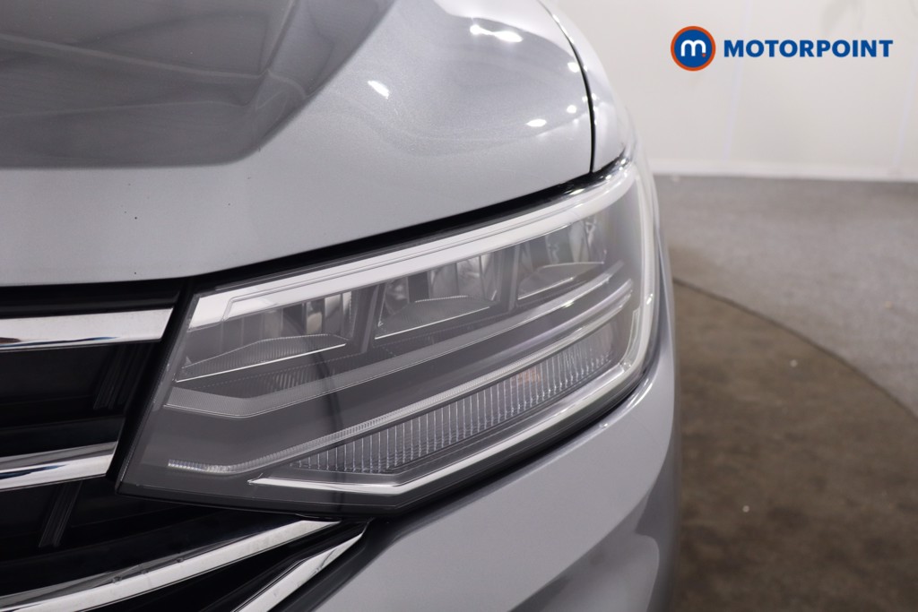 Volkswagen Tiguan Allspace Life Automatic Petrol SUV - Stock Number (1620899) - 33rd supplementary image