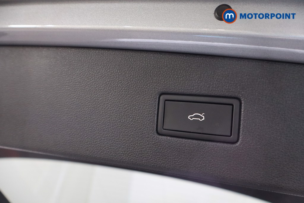 Volkswagen Tiguan Allspace Life Automatic Petrol SUV - Stock Number (1620899) - 39th supplementary image