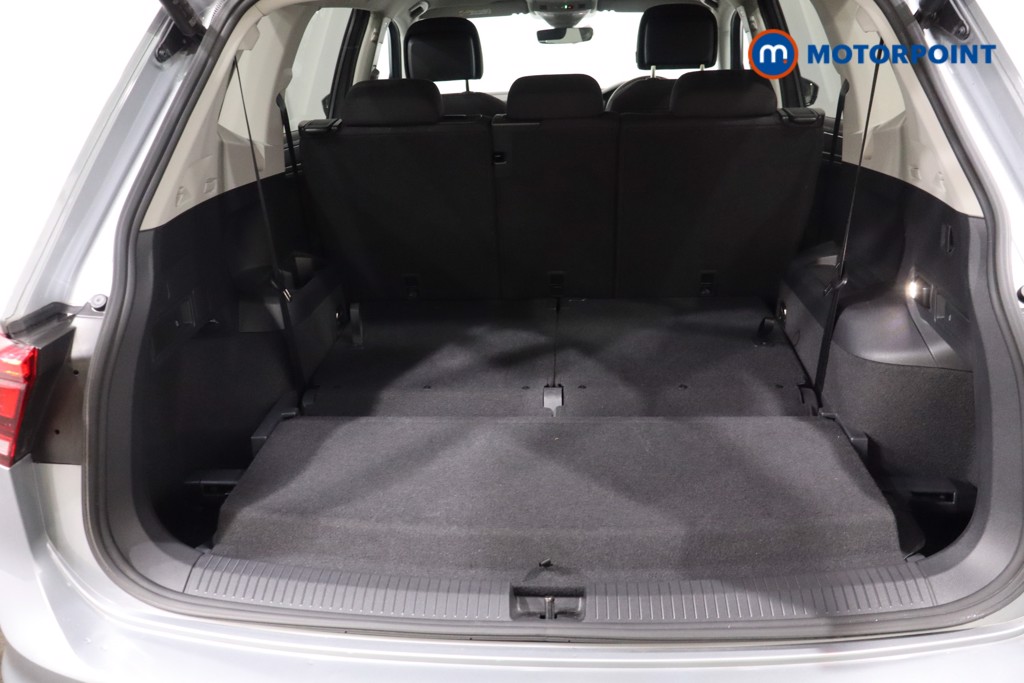 Volkswagen Tiguan Allspace Life Automatic Petrol SUV - Stock Number (1620899) - 40th supplementary image