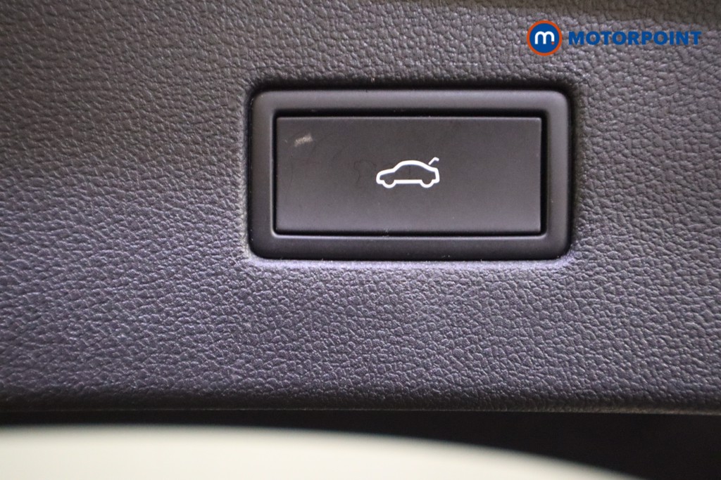 Volkswagen Tiguan Allspace Life Manual Petrol SUV - Stock Number (1622596) - 32nd supplementary image
