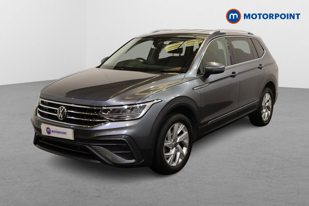 Volkswagen Tiguan Allspace Life Manual Petrol SUV - Stock Number (1622596) - Passenger side front corner