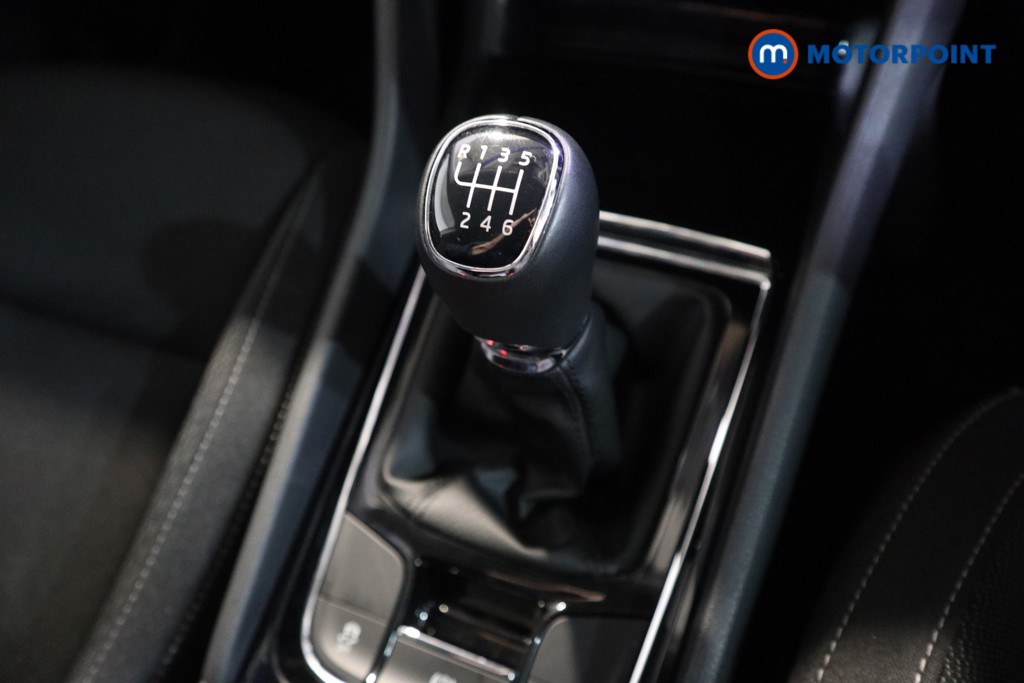 Skoda Karoq Se Edition Manual Petrol SUV - Stock Number (1622641) - 10th supplementary image