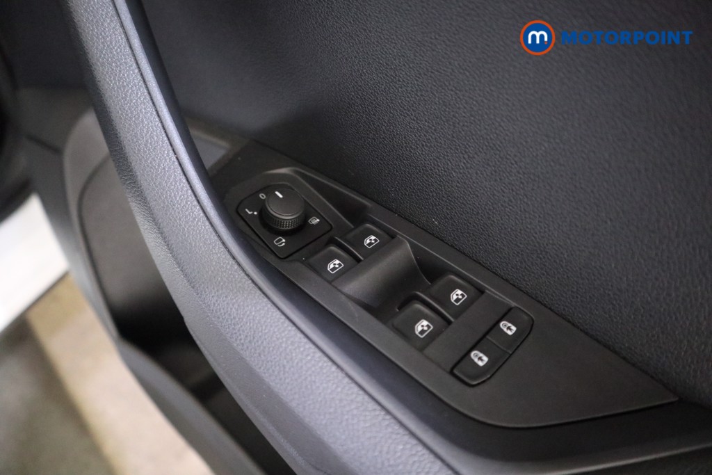 Skoda Karoq Se Edition Manual Petrol SUV - Stock Number (1622641) - 14th supplementary image