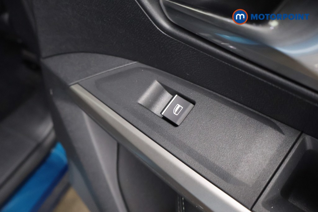 Peugeot 3008 GT Automatic Petrol SUV - Stock Number (1622662) - 26th supplementary image