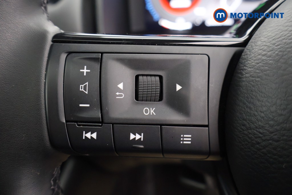 Nissan Qashqai N-Connecta Automatic Petrol-Electric Hybrid SUV - Stock Number (1622809) - 7th supplementary image