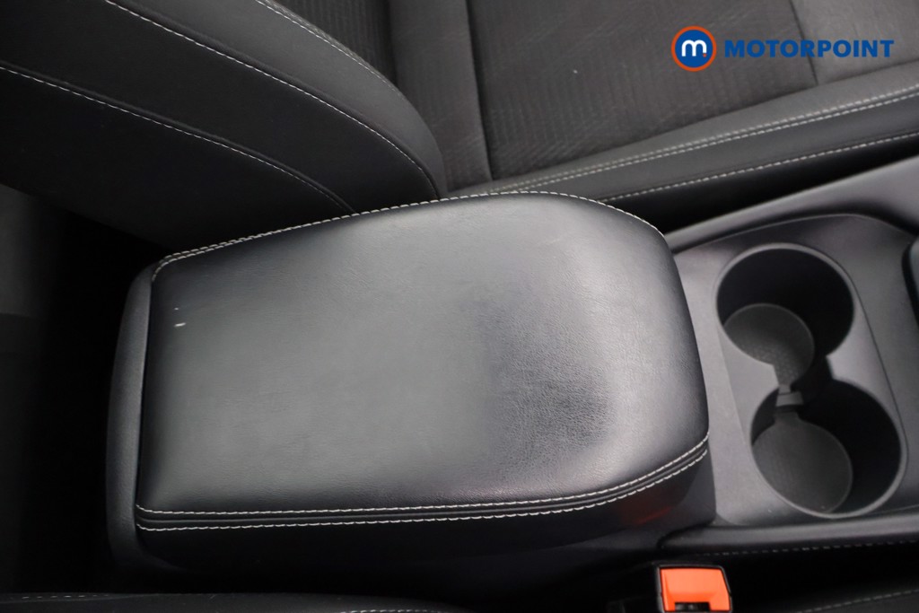 Nissan Qashqai N-Connecta Automatic Petrol-Electric Hybrid SUV - Stock Number (1622809) - 18th supplementary image