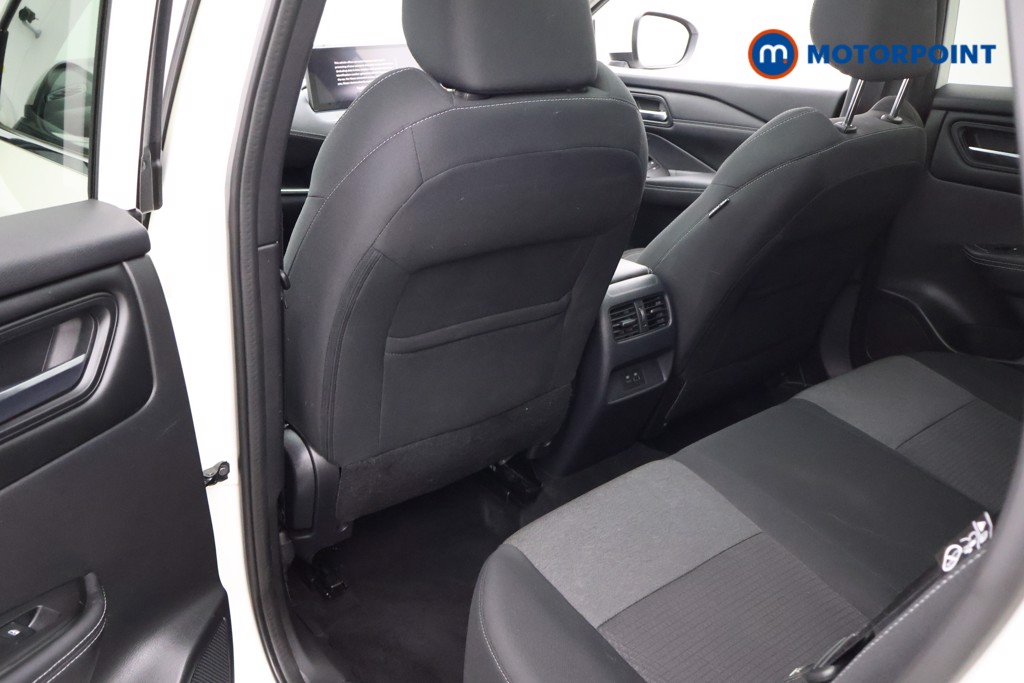 Nissan Qashqai N-Connecta Automatic Petrol-Electric Hybrid SUV - Stock Number (1622809) - 27th supplementary image