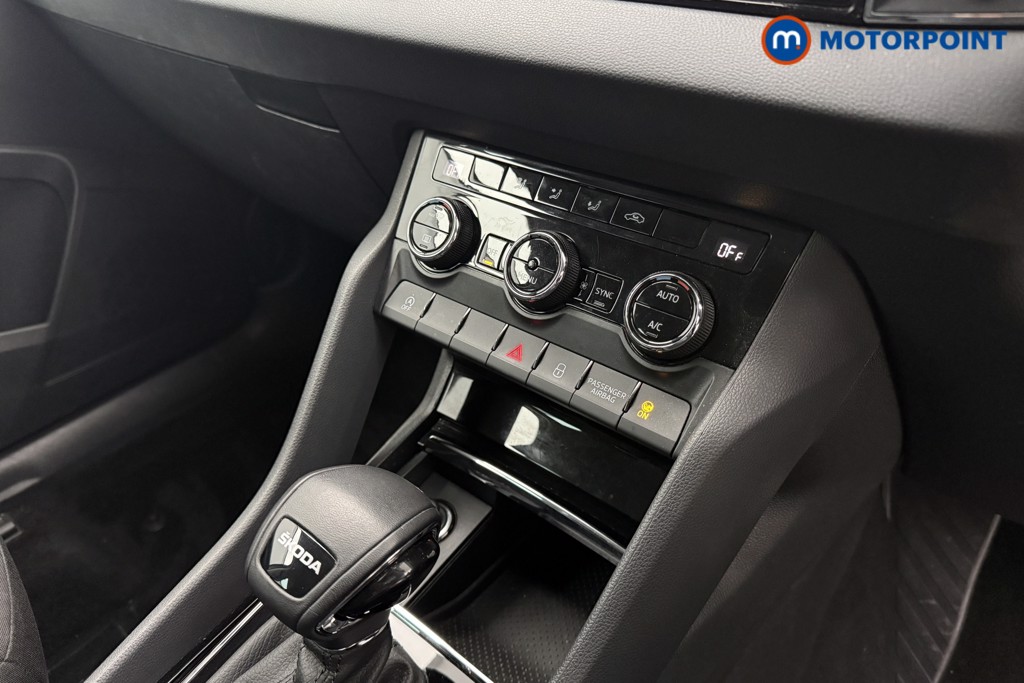 Skoda Karoq Se Drive Automatic Petrol SUV - Stock Number (1622843) - 11th supplementary image