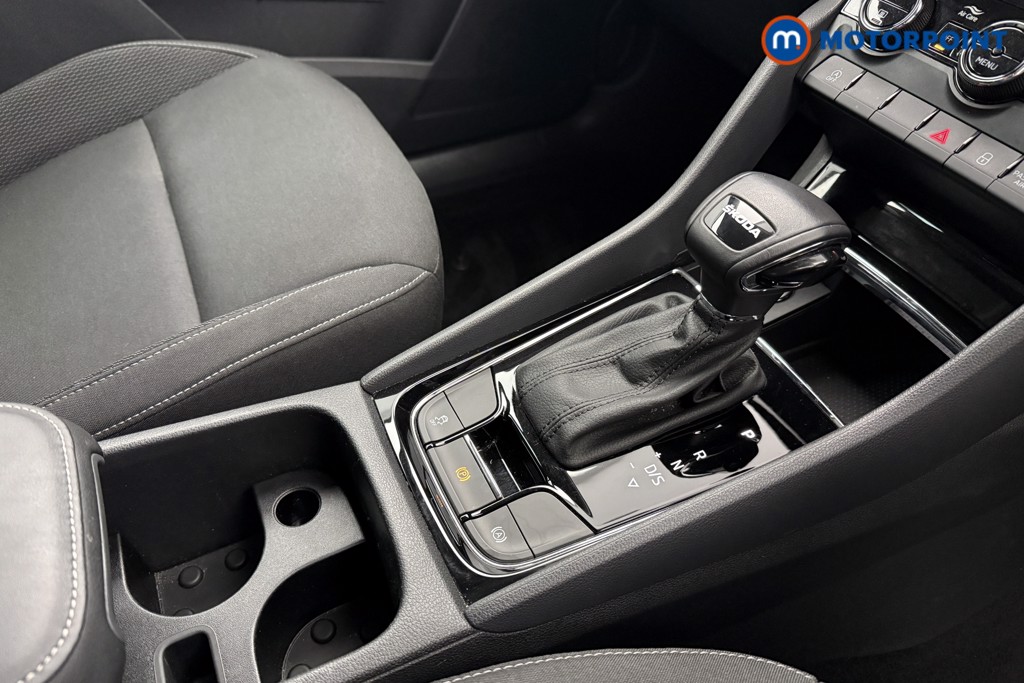 Skoda Karoq Se Drive Automatic Petrol SUV - Stock Number (1622843) - 13th supplementary image