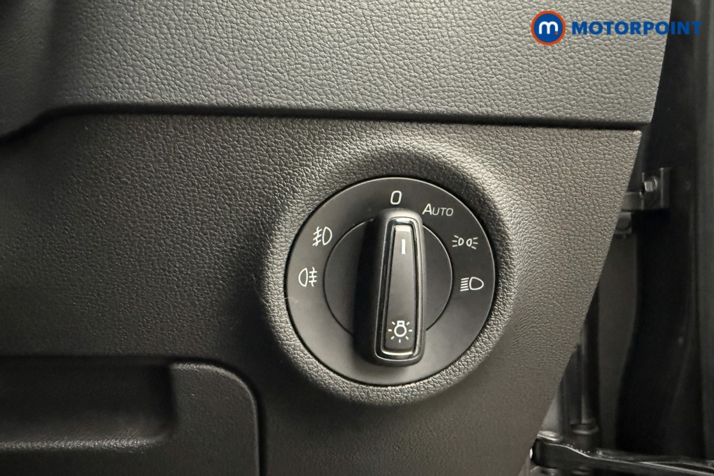 Skoda Karoq Se Drive Automatic Petrol SUV - Stock Number (1622843) - 16th supplementary image