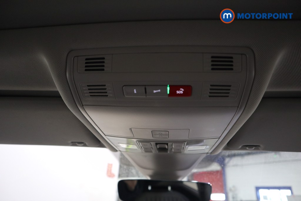 Volkswagen Tiguan Allspace Life Automatic Petrol SUV - Stock Number (1622867) - 12th supplementary image