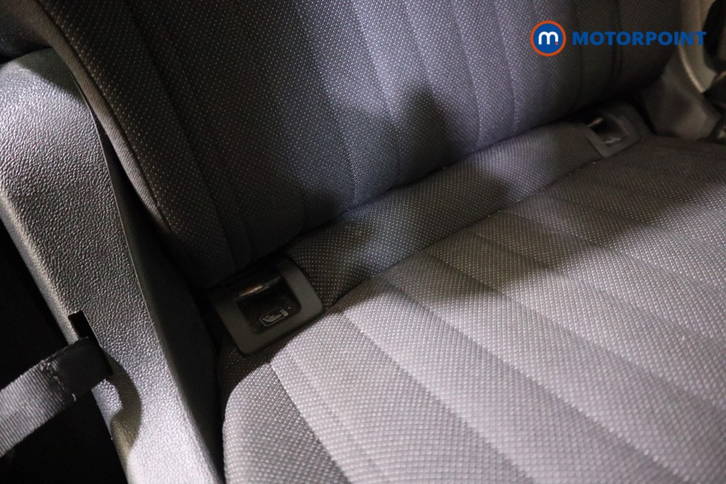 Volkswagen Tiguan Allspace Life Automatic Petrol SUV - Stock Number (1622867) - 19th supplementary image