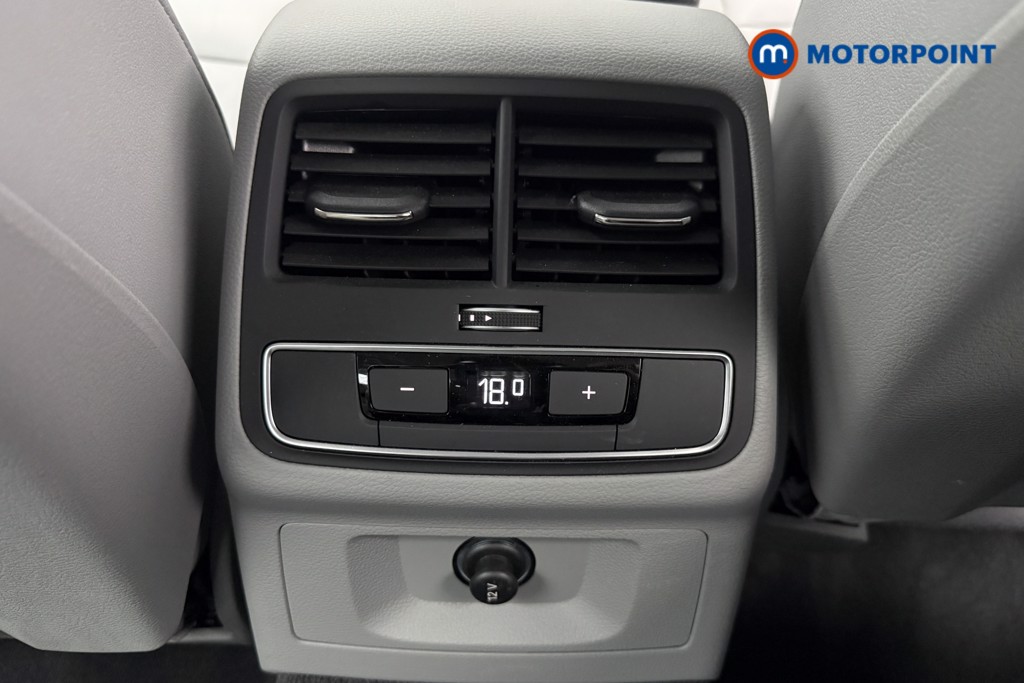 Audi A4 Technik Automatic Petrol Saloon - Stock Number (1622884) - 13th supplementary image