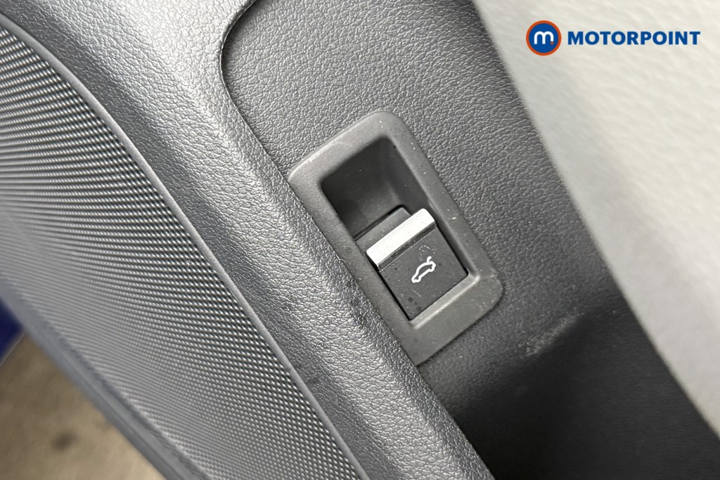 Audi A4 Technik Automatic Petrol Saloon - Stock Number (1622884) - 25th supplementary image