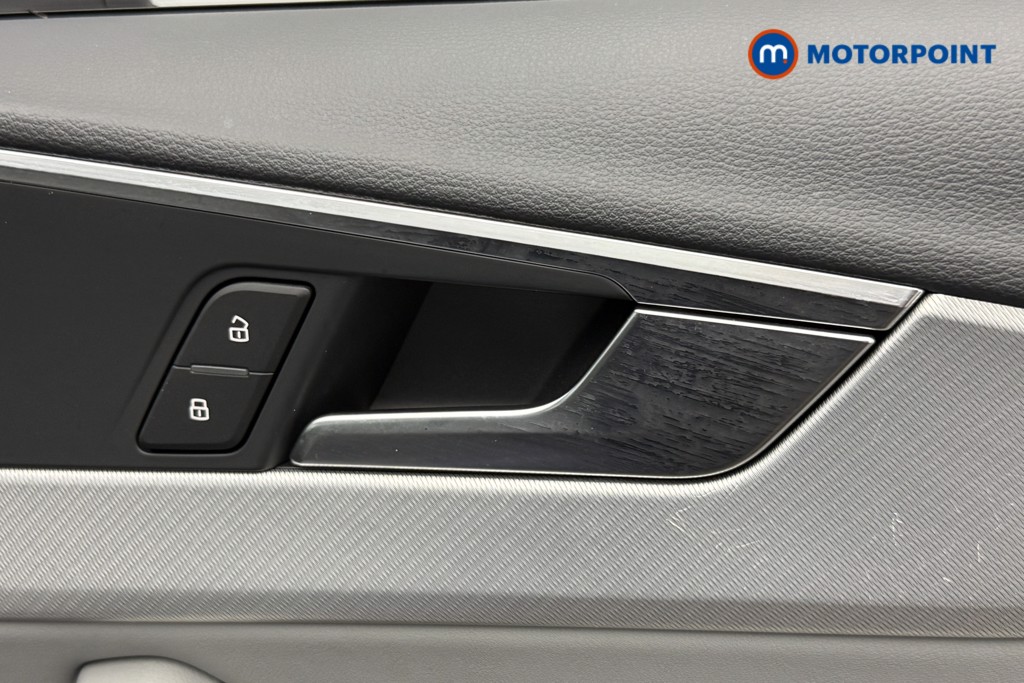Audi A4 Technik Automatic Petrol Saloon - Stock Number (1622884) - 26th supplementary image